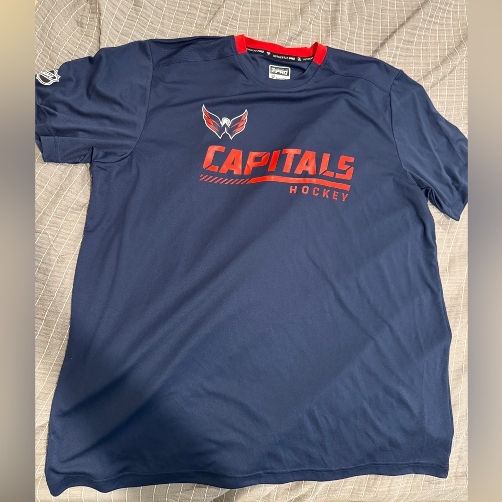 Washington Capitals t-shirt